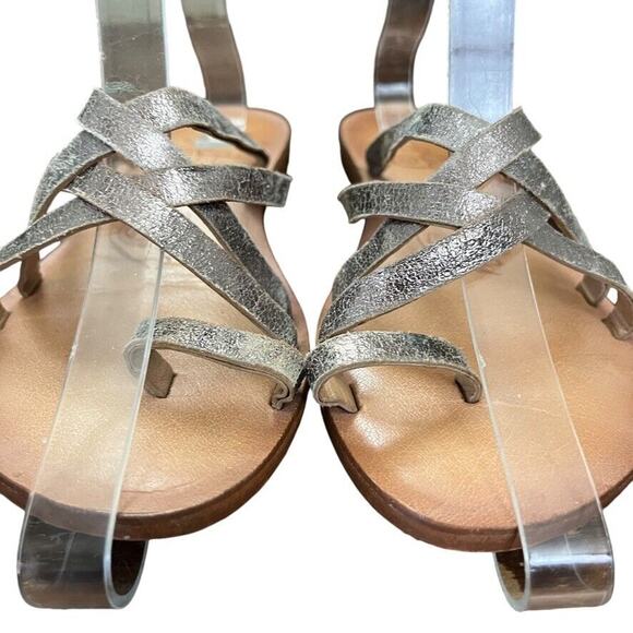 Naughty Monkey Womens Metallic Leather Toe Ring Sandals Strappy Shoes Flats 6.5 - Picture 7 of 16